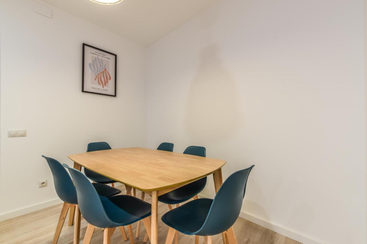 Apartamentos En Madrid Rio Esterno foto