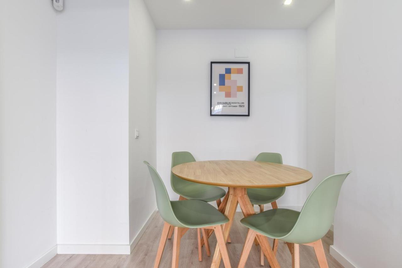 Apartamentos En Madrid Rio Esterno foto